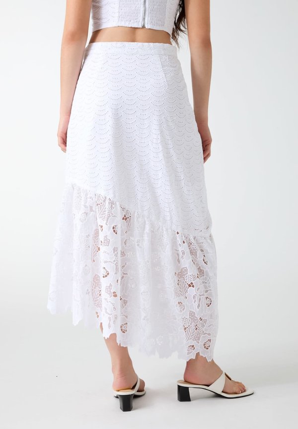 Guess SHARON EYELETS FLARE MIDI SKIR