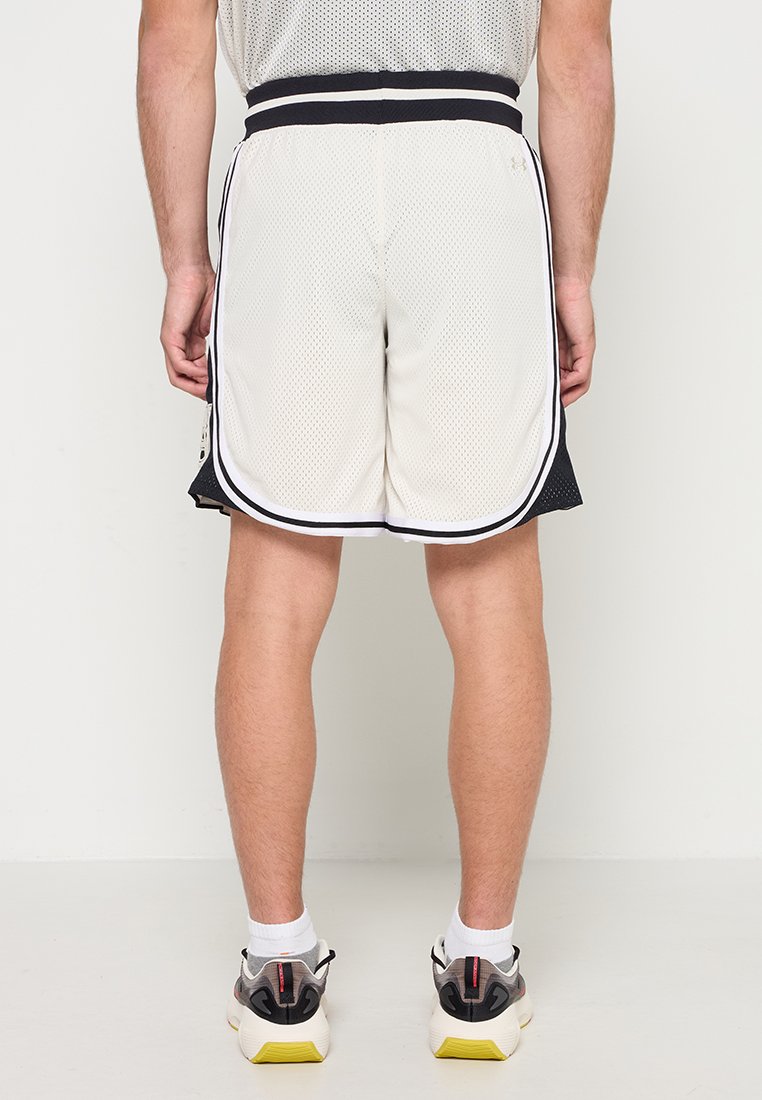 Under Armour COURTSIDE