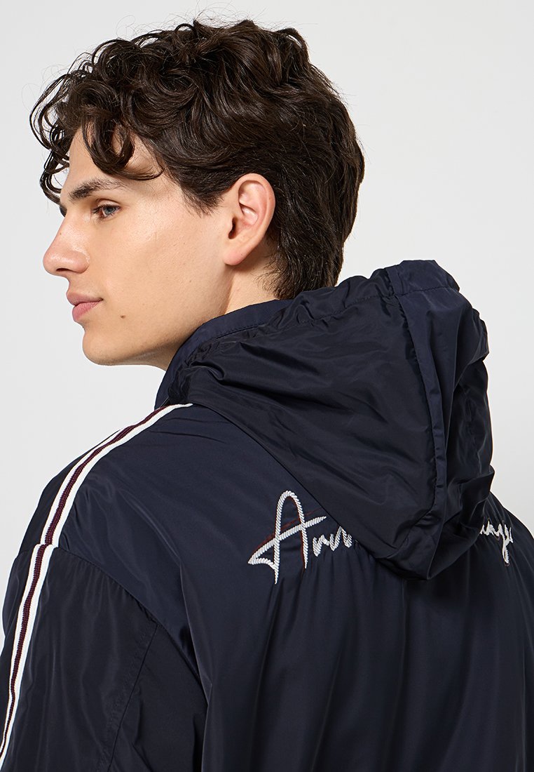 Armani Exchange Übergangsjacke Media 8