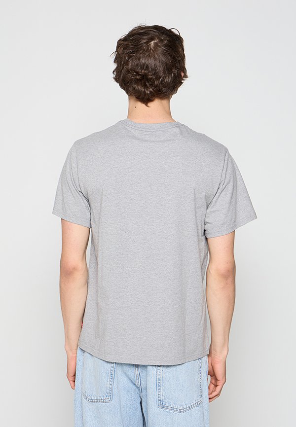 Levi's® RELAXED FIT