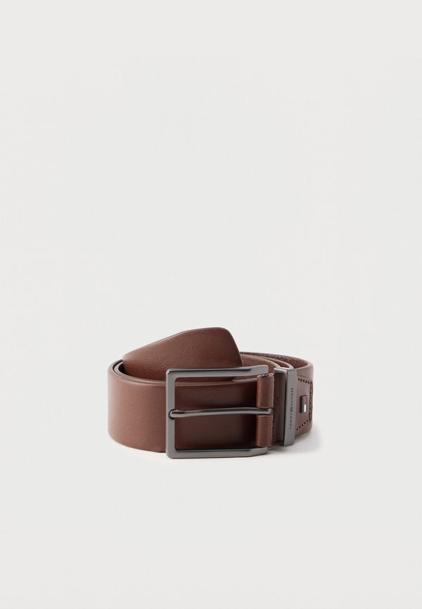 Tommy Hilfiger SQUARE BUCKLE FLAG PLAQUE LEATHER BELT - Belt - coffee bean