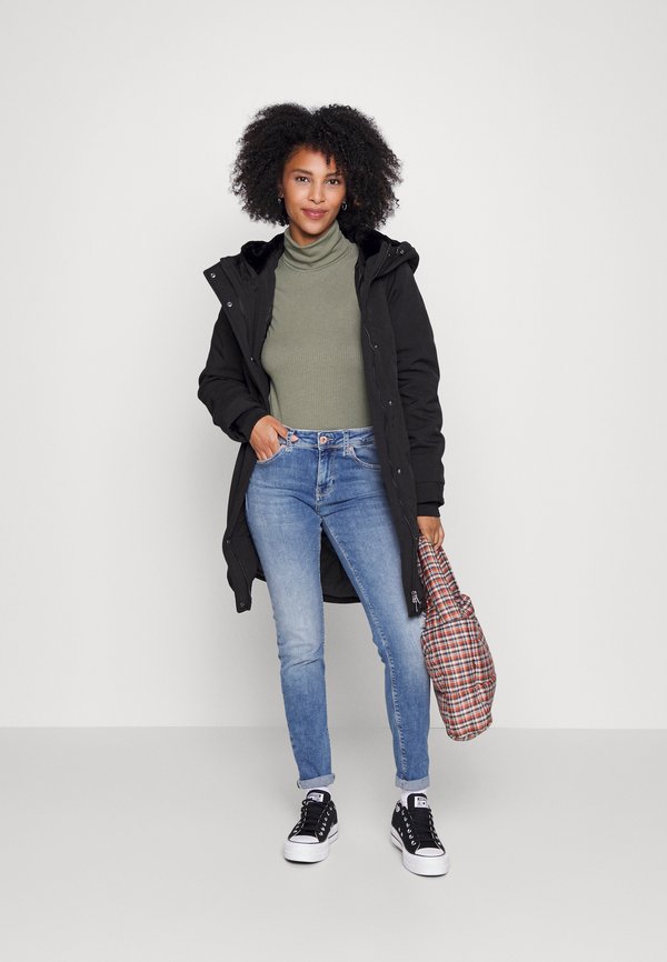 Vero Moda Petite VMLUX SLIM DESTROY