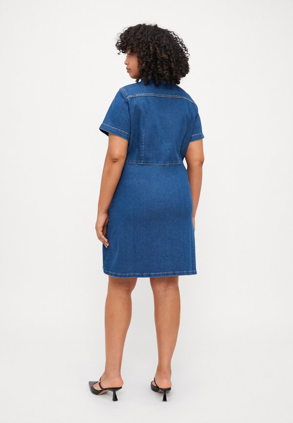 Vero Moda Curve VMAMANDA DRESS