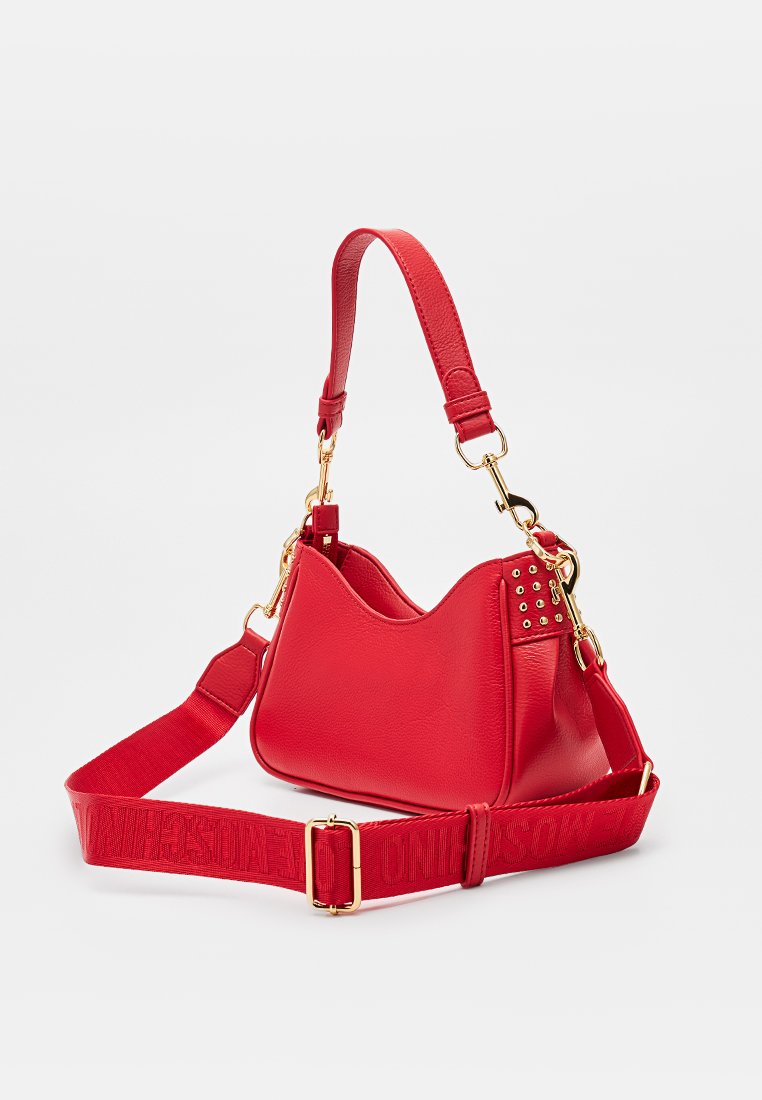 Love Moschino