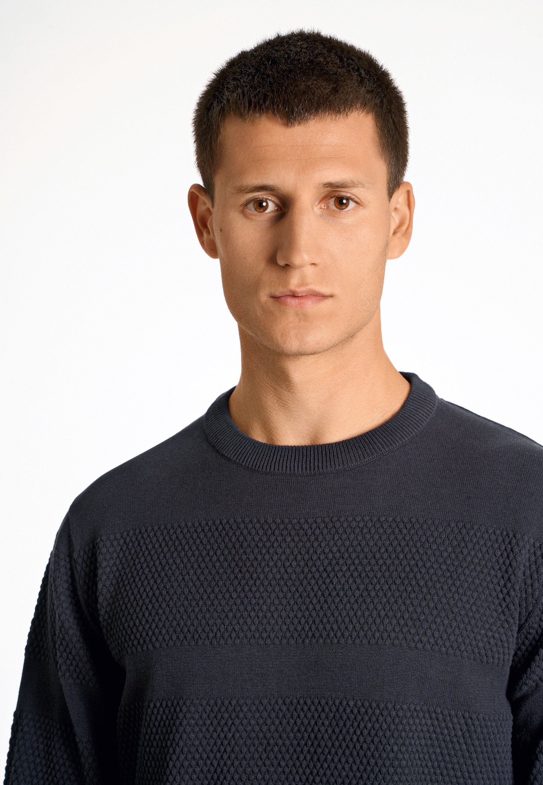 PURL O-NECK Media 6