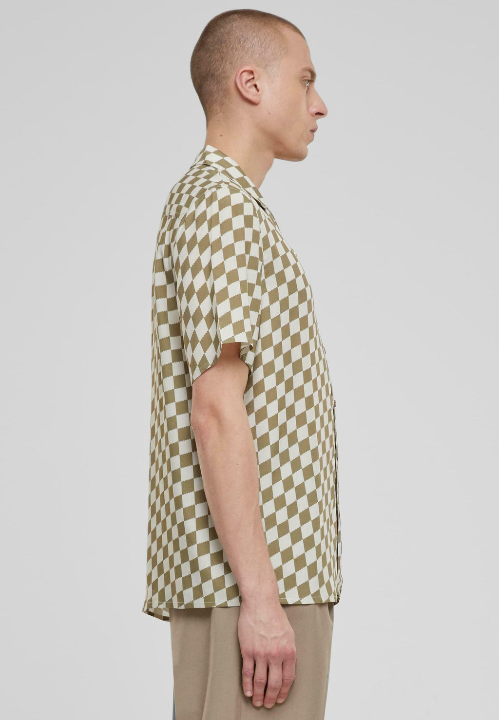 Urban Classics URBAN CLASSICS T-SHIRT VISCOSE AOP RESORT