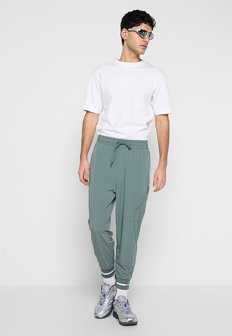 Armani Exchange Jogginghose Media 2