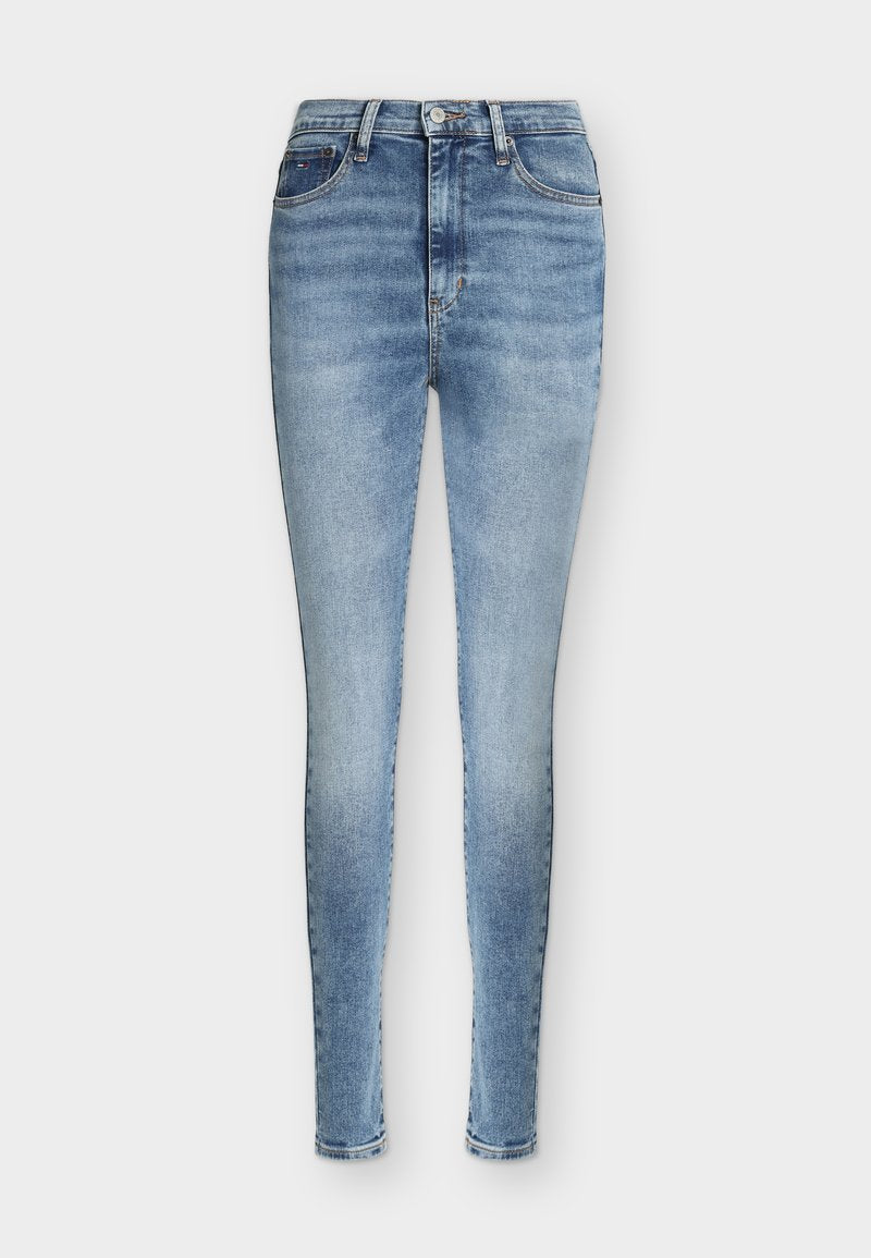 Slim Fit blaue Denim-Jeans mit Knopf- und Reißverschluss vorne, Fünf-Taschen-Design und leichter Verblassung an Oberschenkeln und Knien.