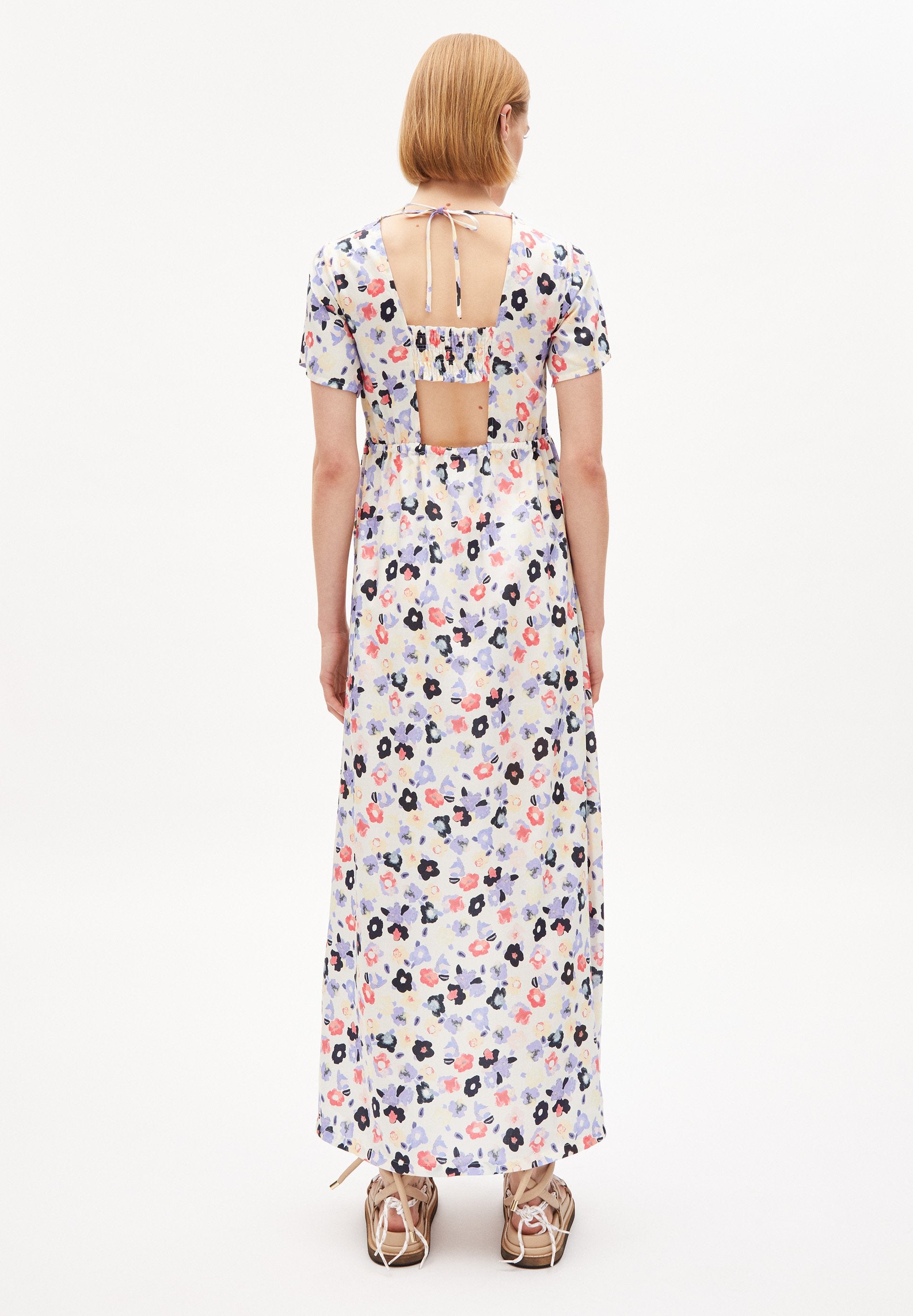 HELINAA SKETCH OF Media 3