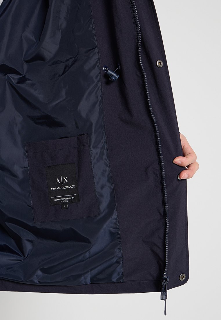 Armani Exchange Trenchcoat Media 9