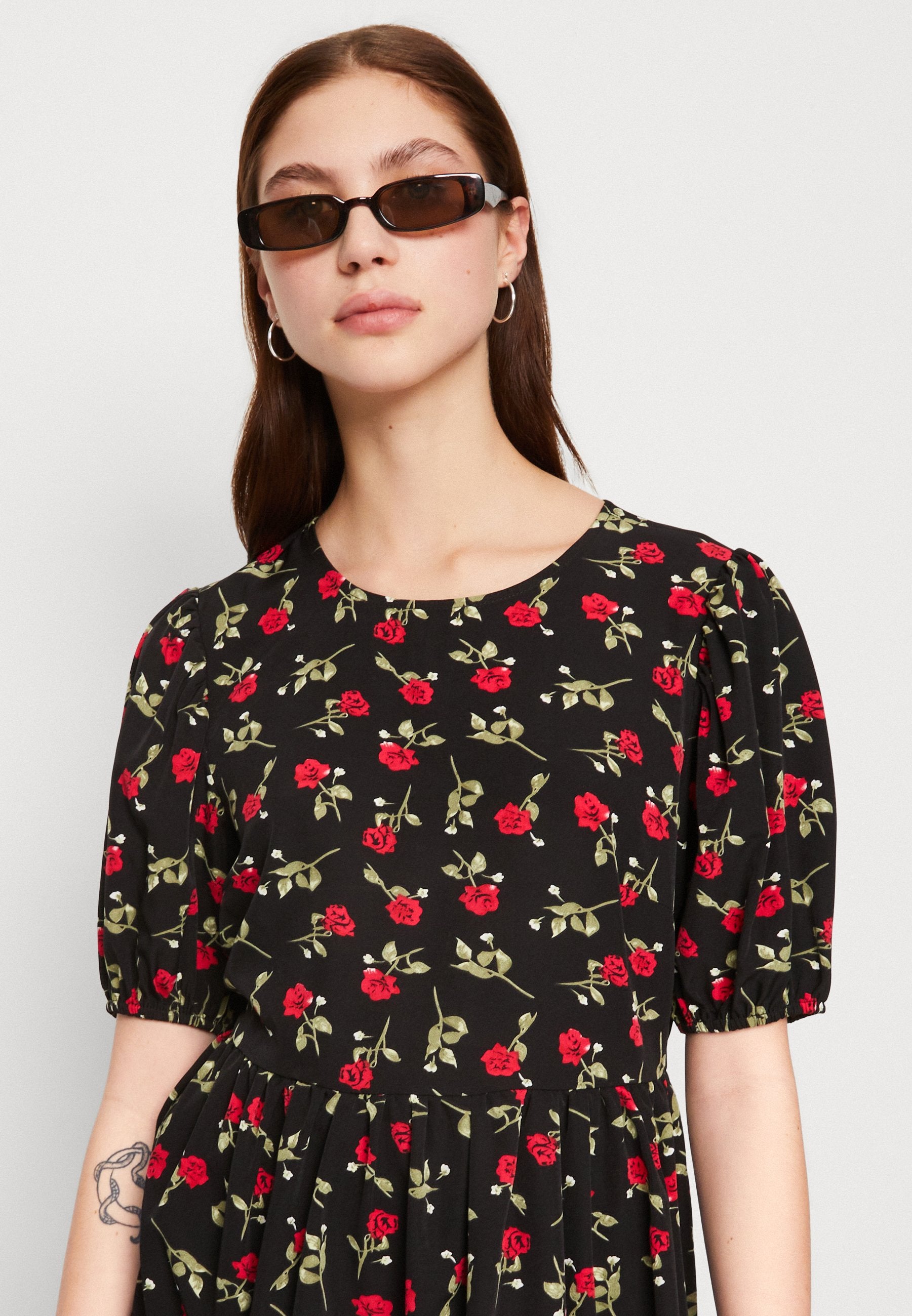 VILA VILYKKE O NECK SHORT DRESS