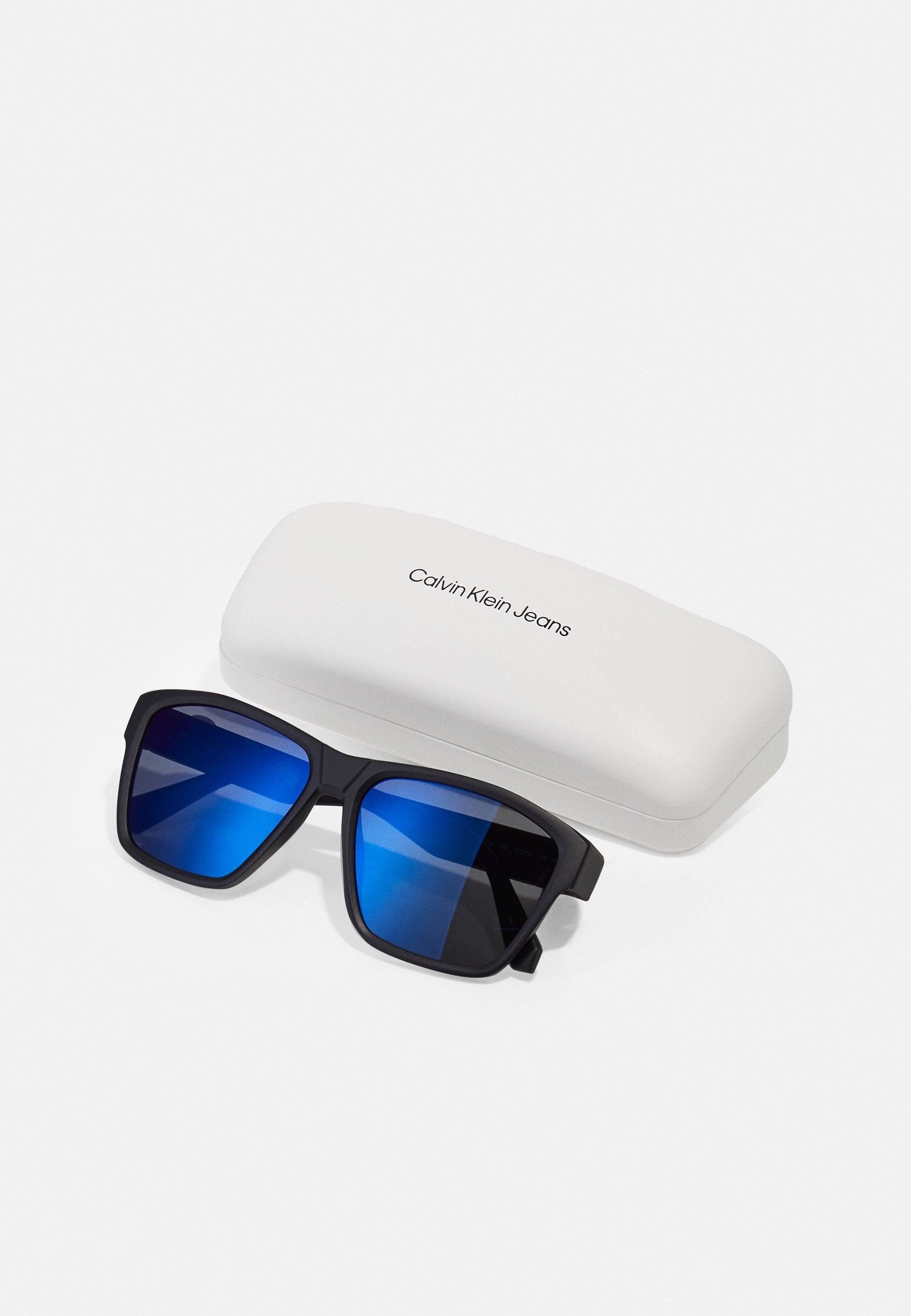 Calvin Klein Jeans Sonnenbrille Media 4