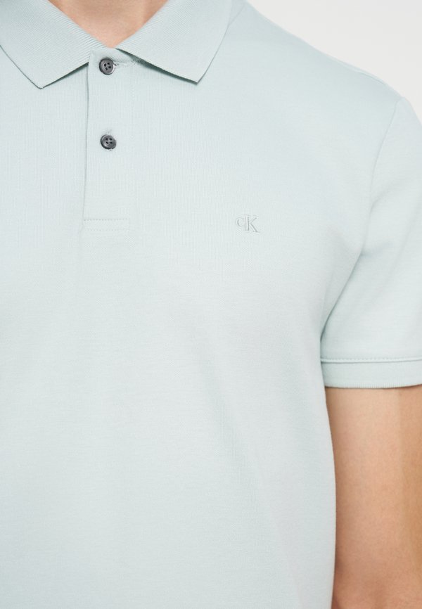 Calvin Klein Jeans