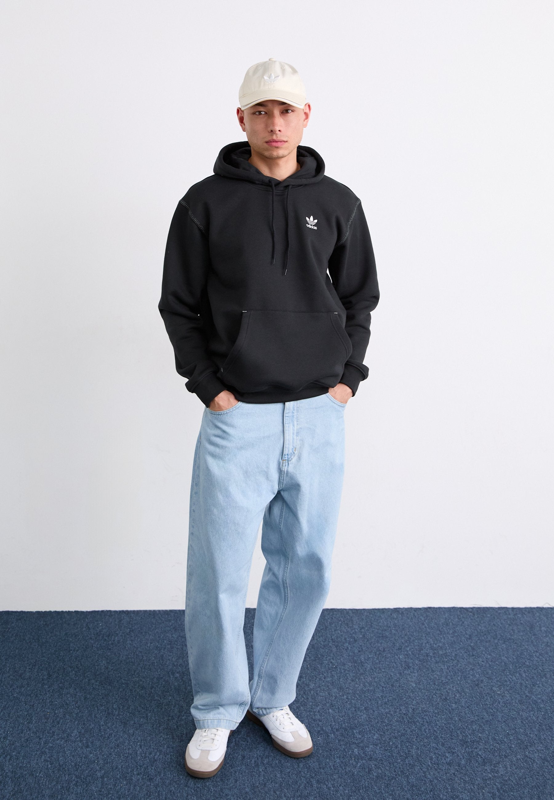 adidas Originals LOOSE