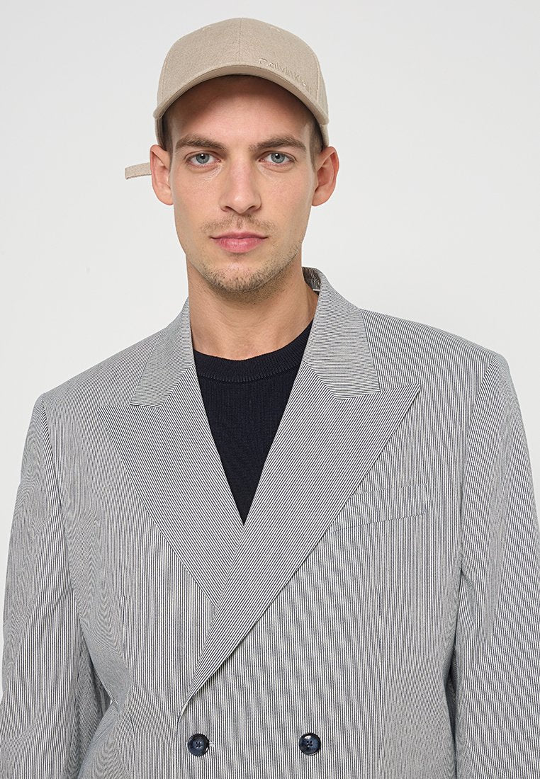 GANT OVERSIZED