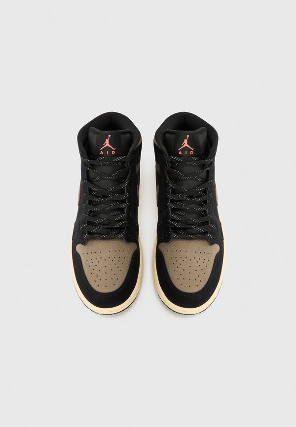 Jordan AIR JORDAN 1 MID SE