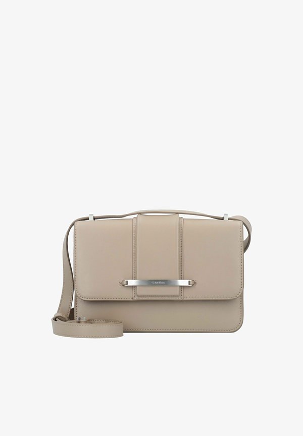 Calvin Klein BAR UMHÄNGETASCHE 24 CM - Cross body bag - silver mink