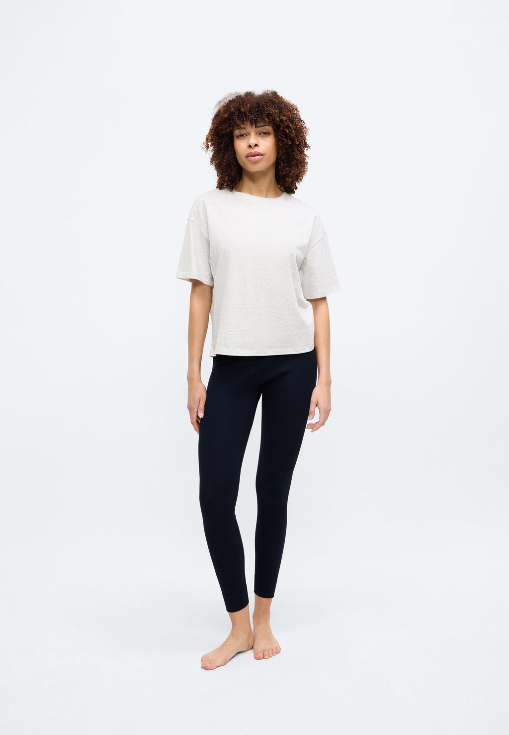 ESSENTIAL LOGO LOUNGE T-SHIRT Media 6