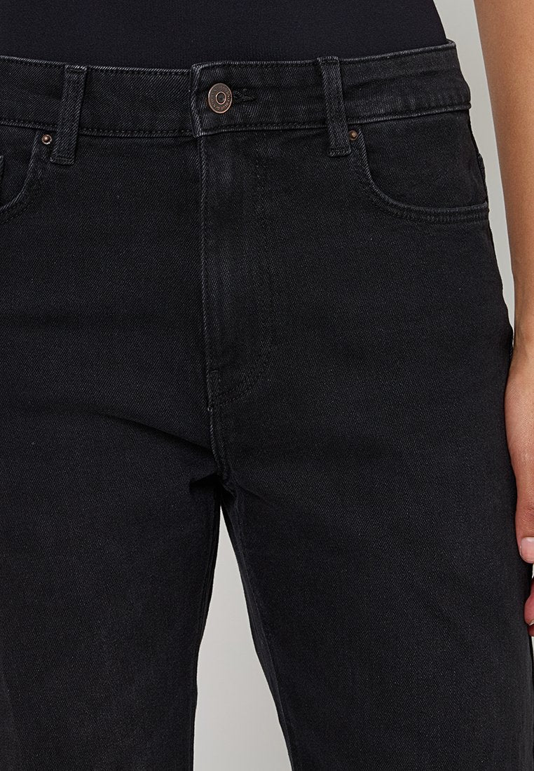 ONLY Petite Jeans Straight Leg Media 6