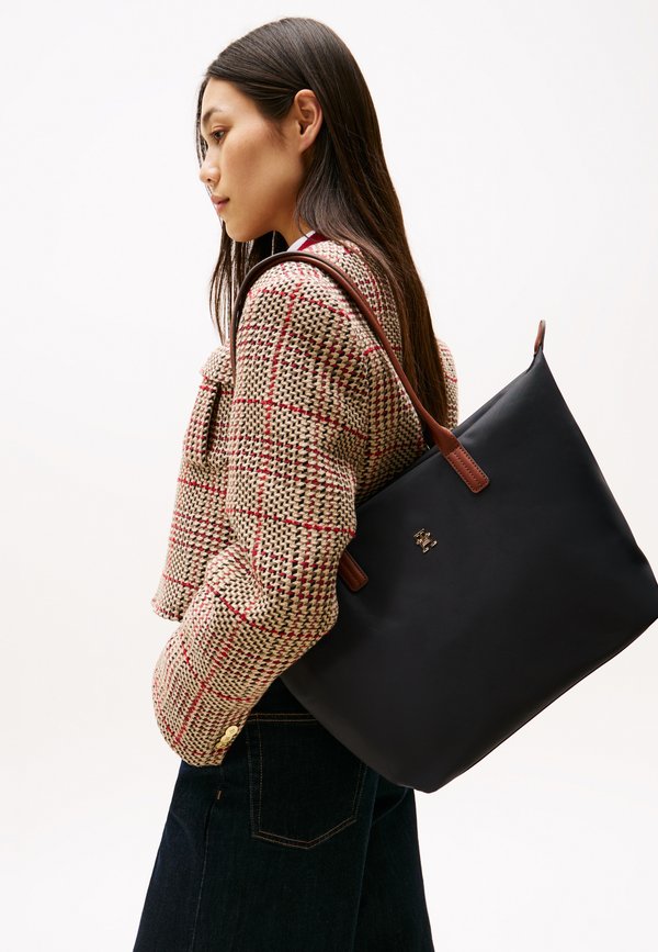 Tommy Hilfiger POPETTE TOTE - Tote bag - black