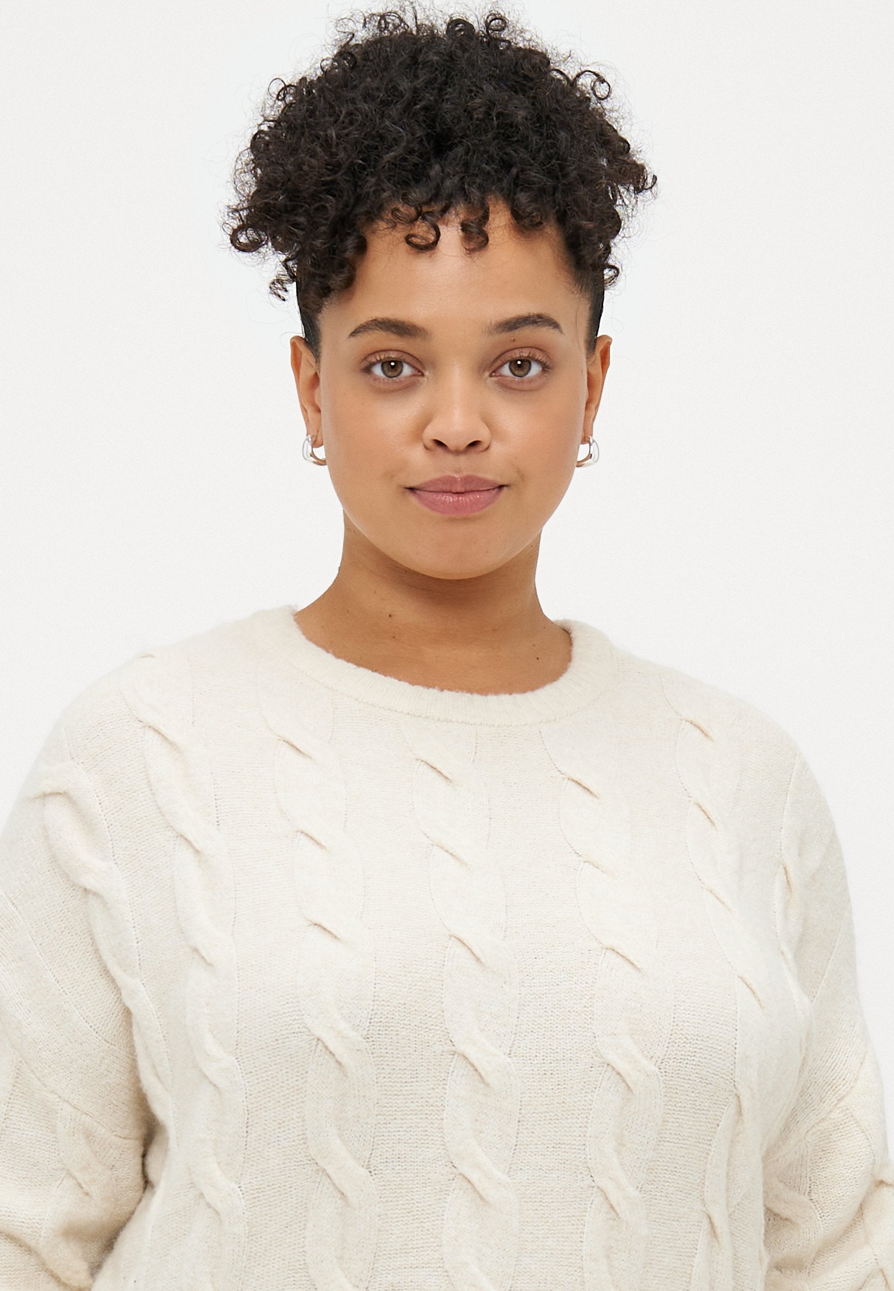 Knitted CARJEANETT Knitted Media 5