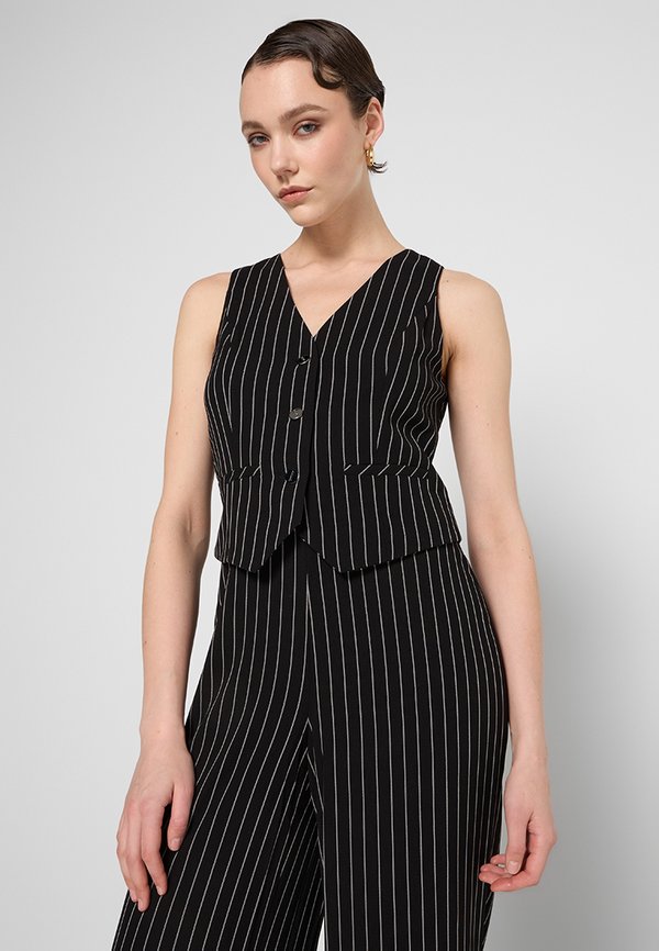 DKNY