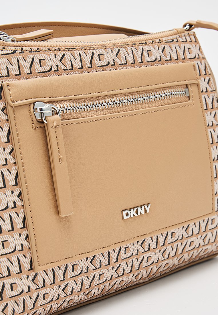 DKNY RADLEY