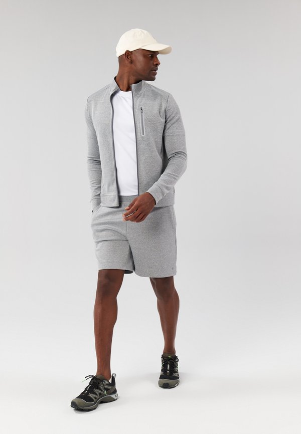 Pier One Sport