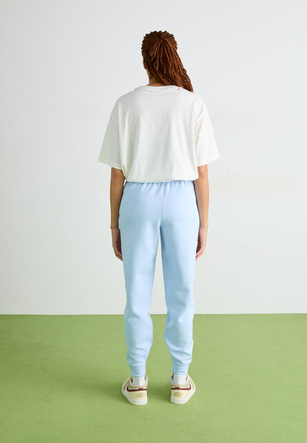 Nike Sportswear  SOFT