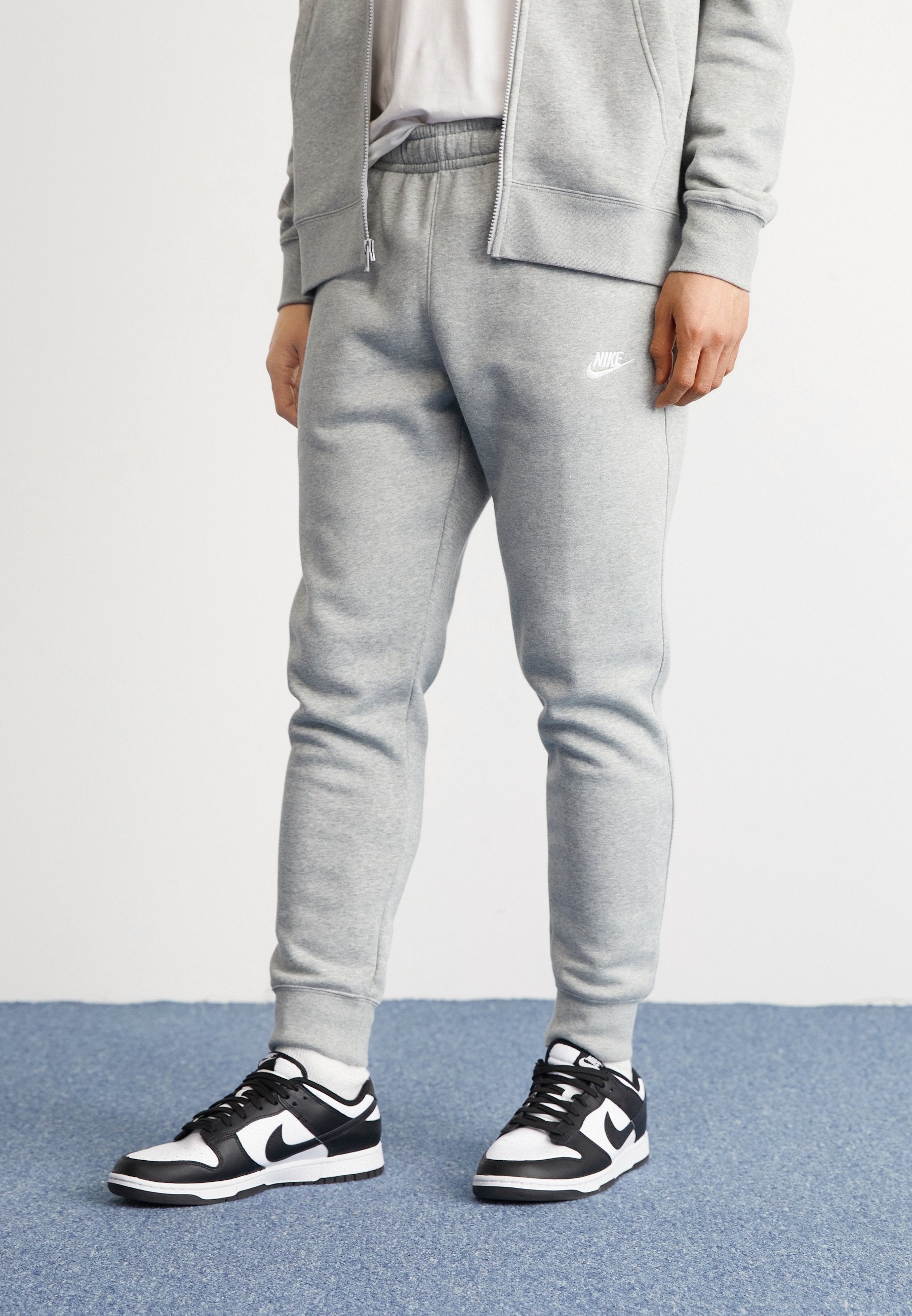 Nike Sportswear CLUB JGGR