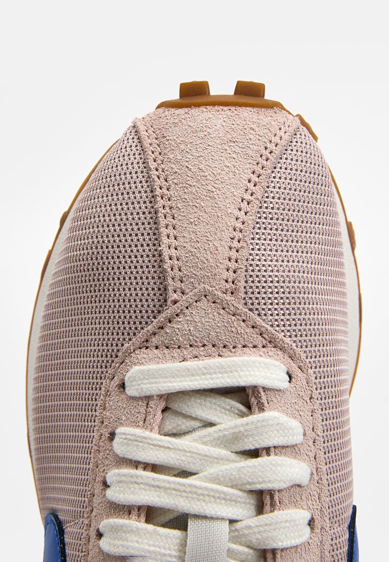 Nike Sportswear LD-1000