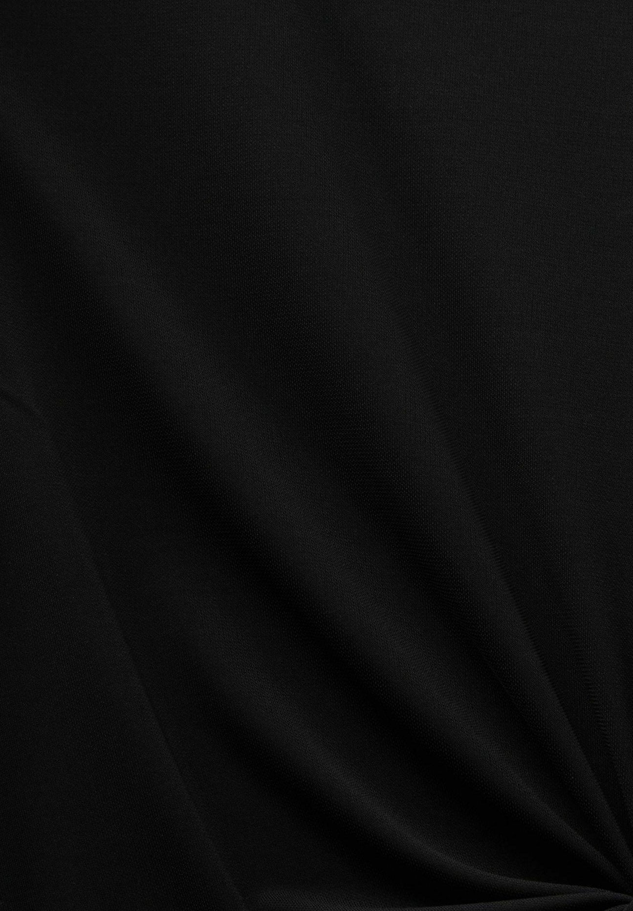 MIT KNOTENDETAILS Media 7