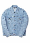 Hellblaues Jeansjackett mit strukturiertem Muster, zwei Fronttaschen, spitzem Kragen und Metallknopfverschlüssen.