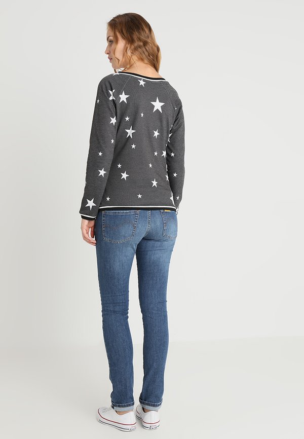 LOVE2WAIT STARS