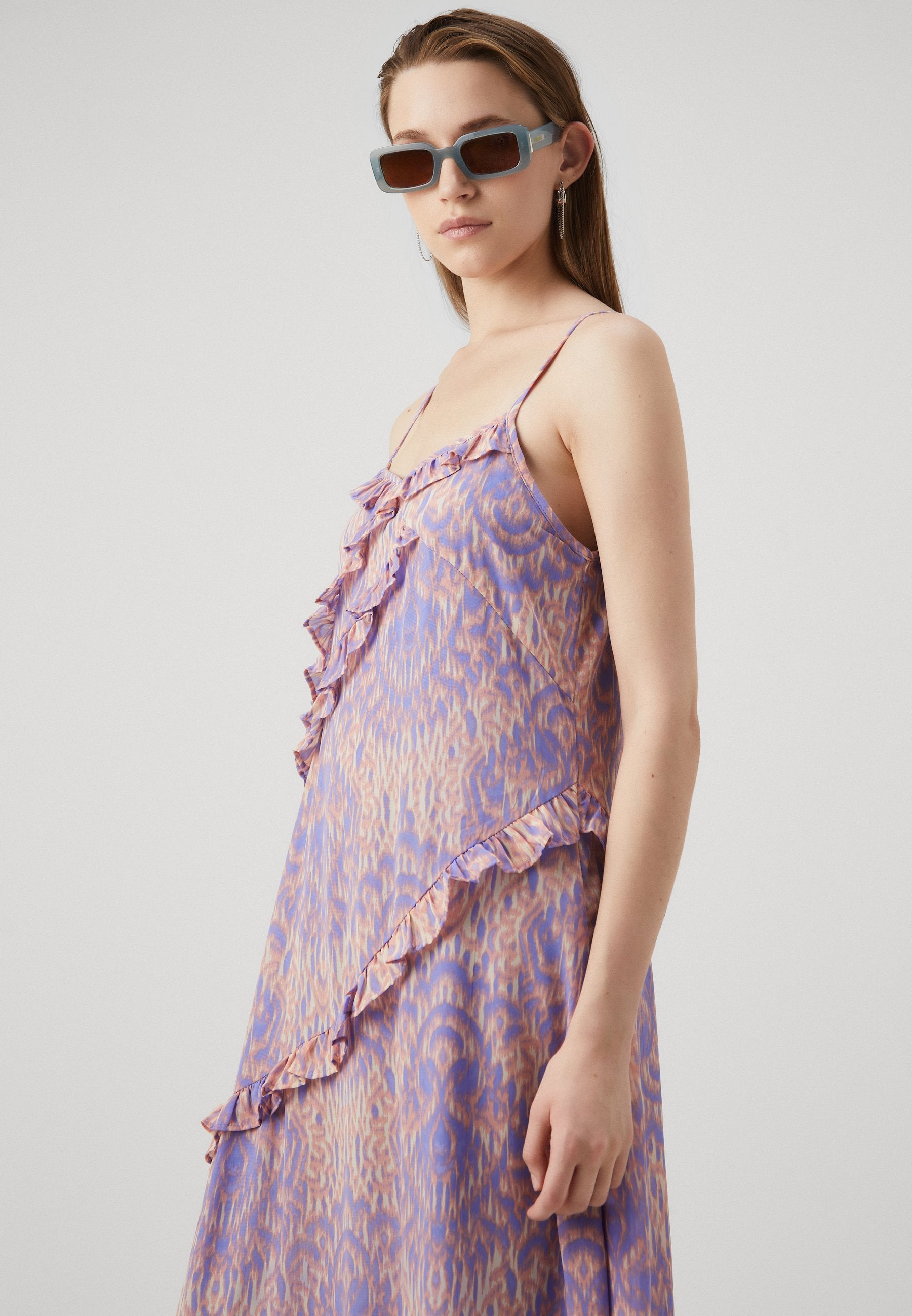 ONLSTAR LIFE STRAP FRILL MIDI DRESS Media 5