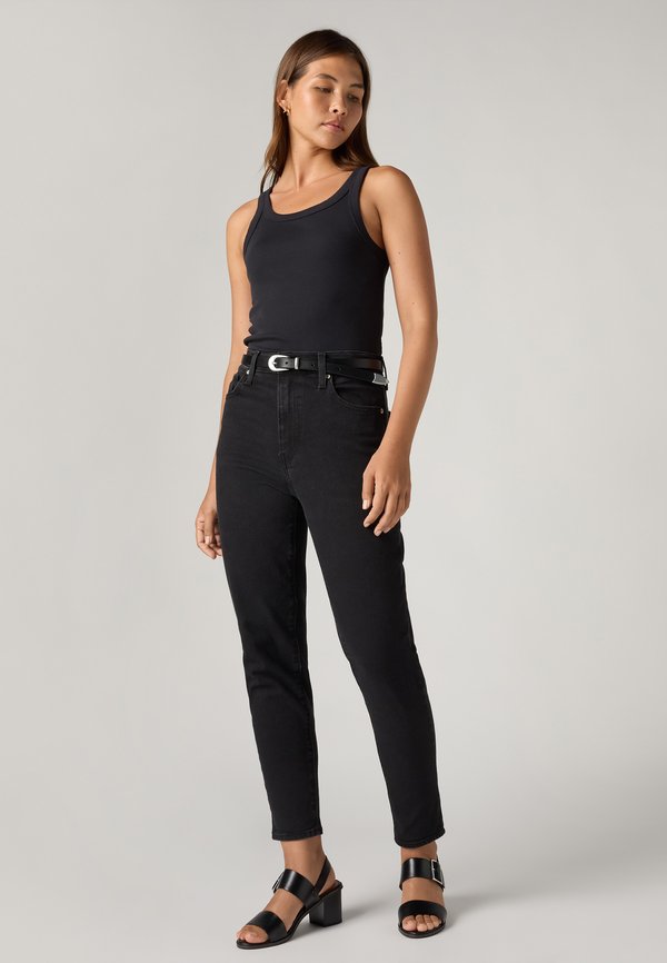 Levi's® HIGH WAIST MOM JEAN - Mom Jeans - flash black