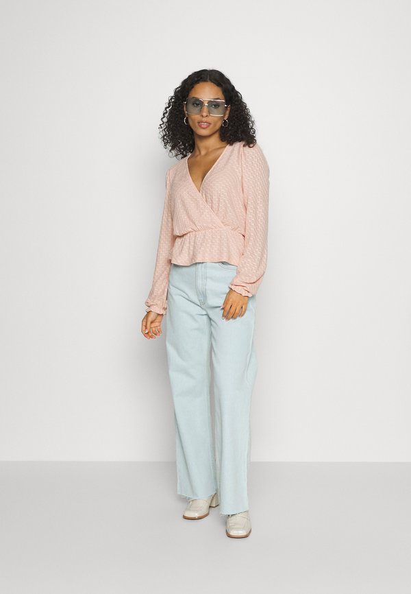ONLY Petite ONLSTEFFIE V NECK