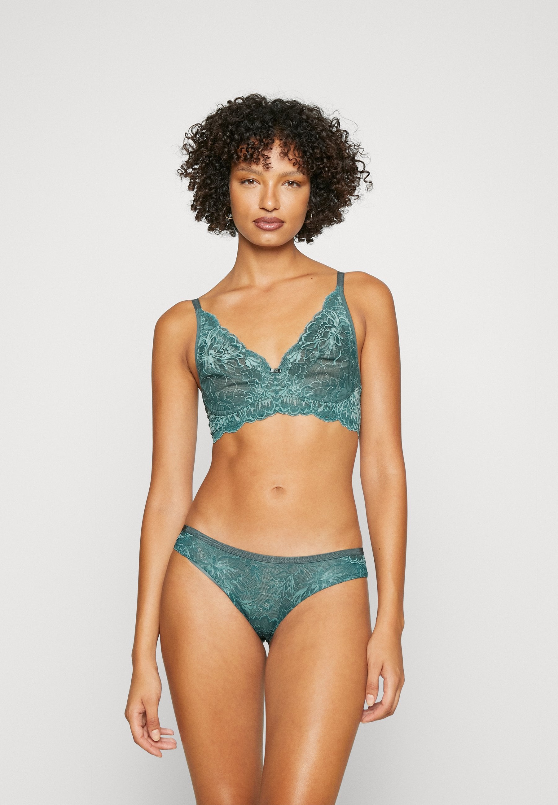 Triumph AMOURETTE CHARM