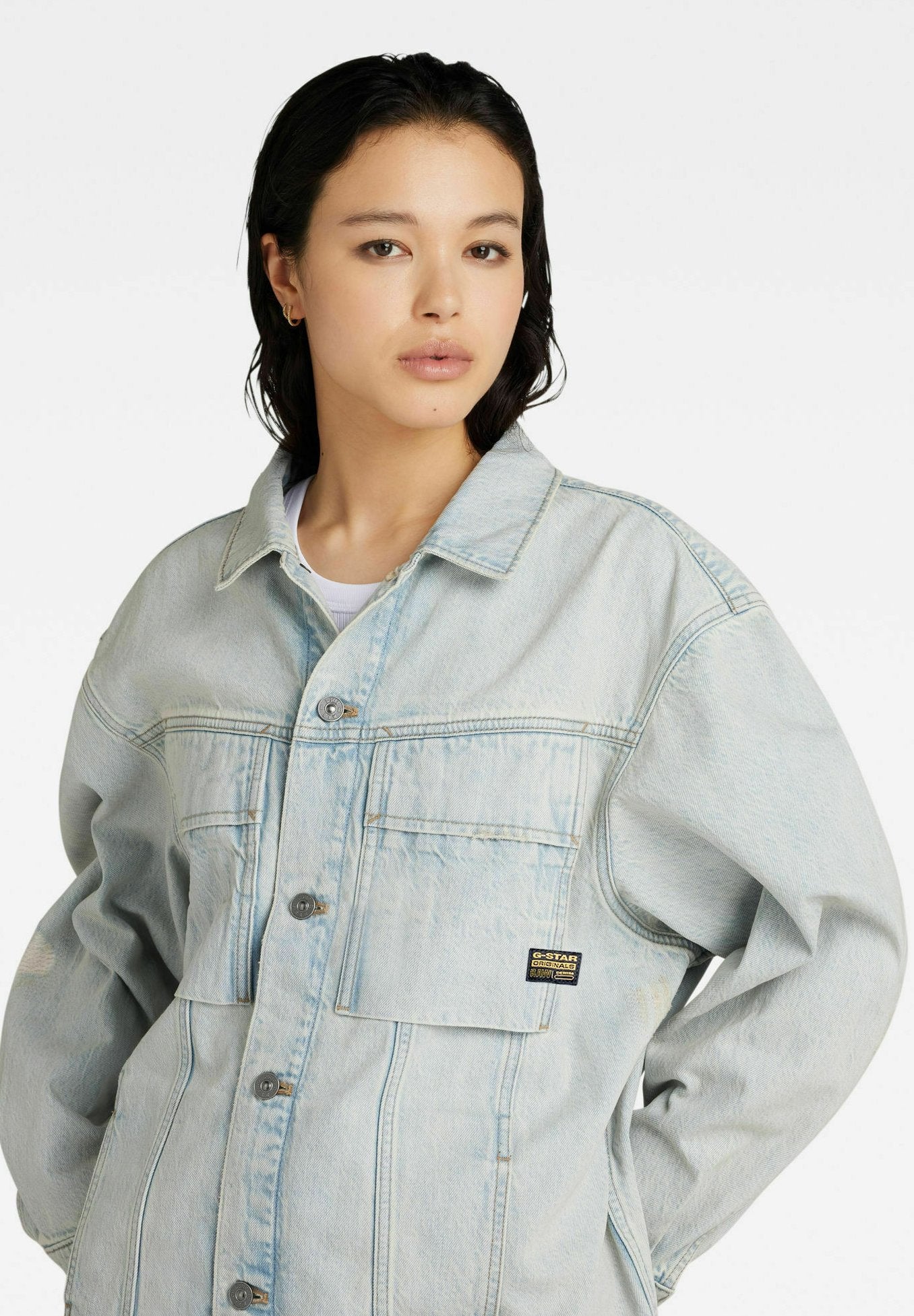 OVERSIZED Media 4