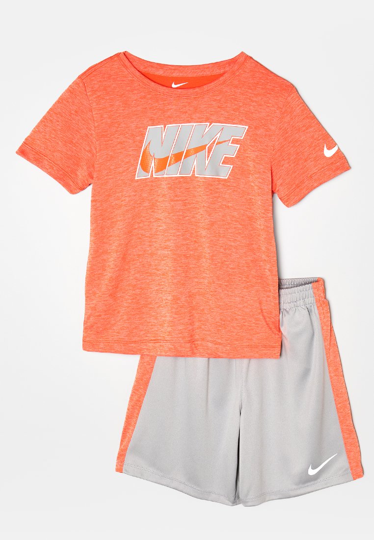 Nike Sportswear SET