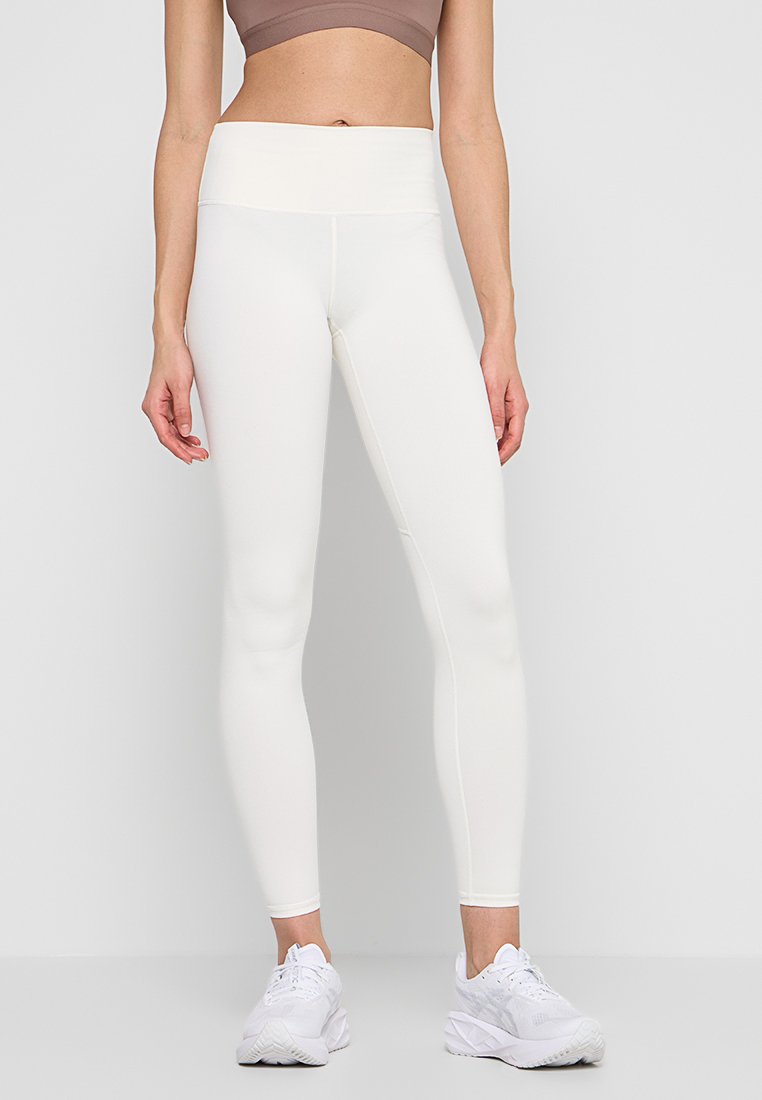 Fabletics DEFINE