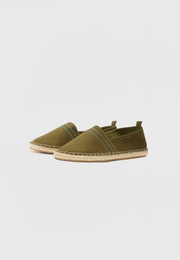Pier One by Zalando