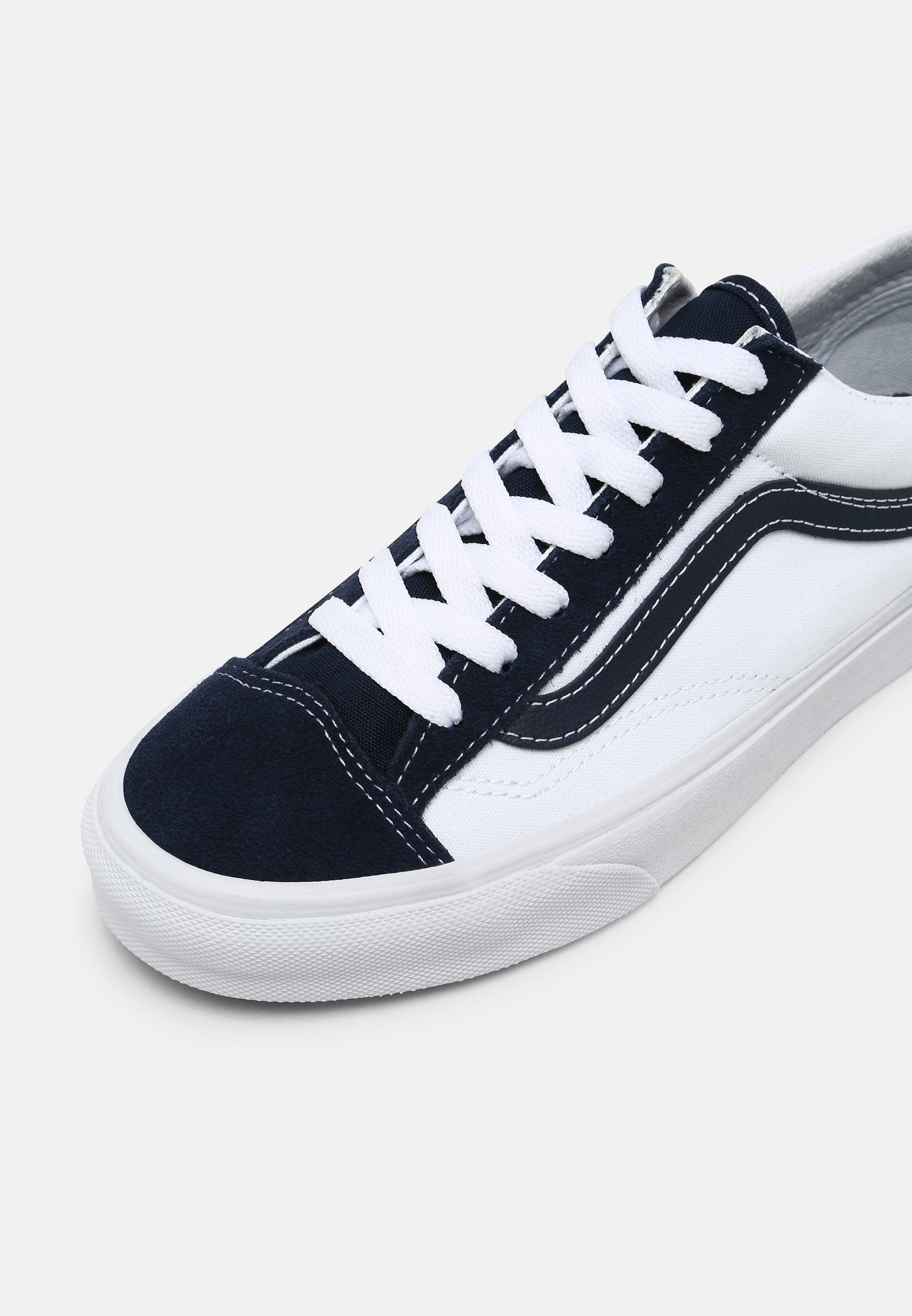 Vans STYLE 36 UNISEX
