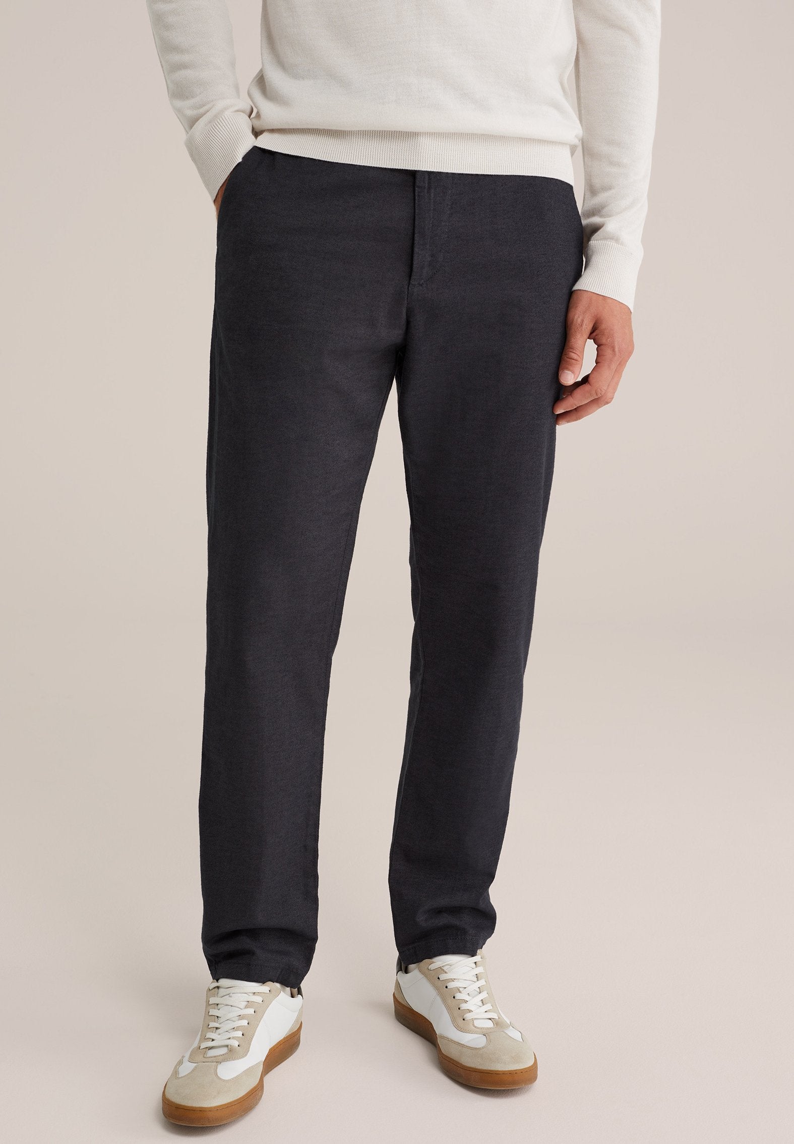 WE Fashion SLIM FIT