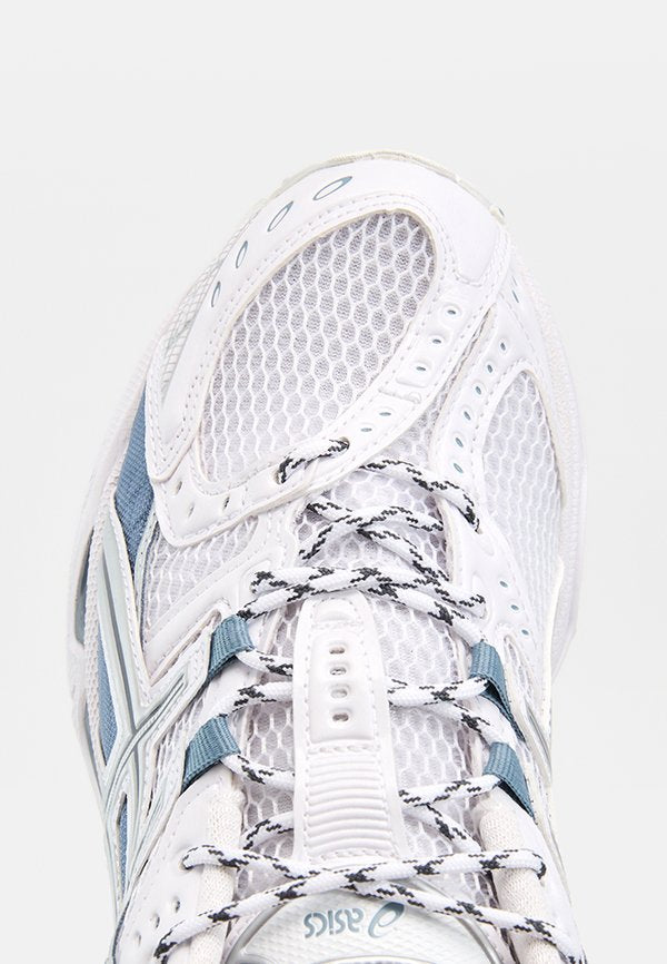 ASICS SportStyle GEL-NIMBUS 10.1