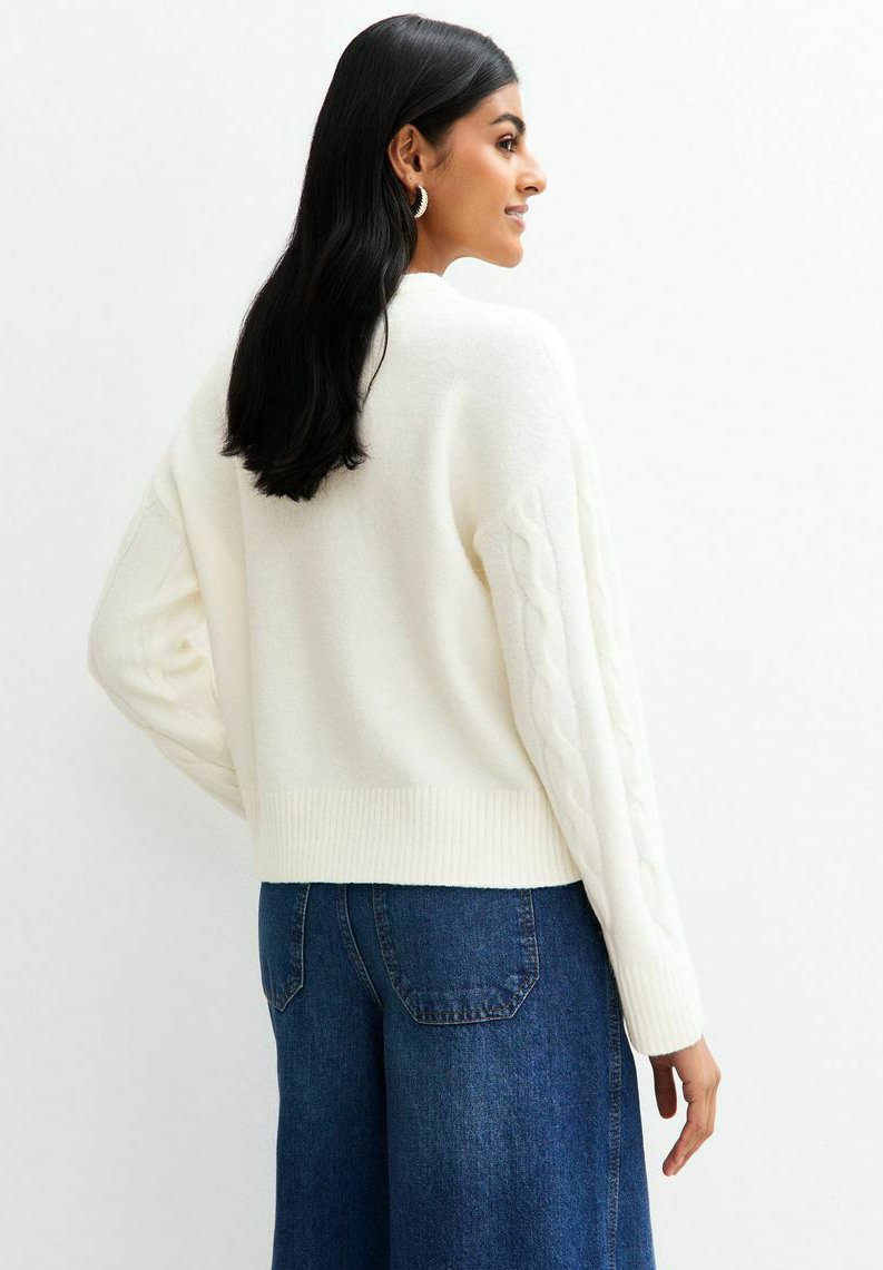 New Look CABLE CREW NECK