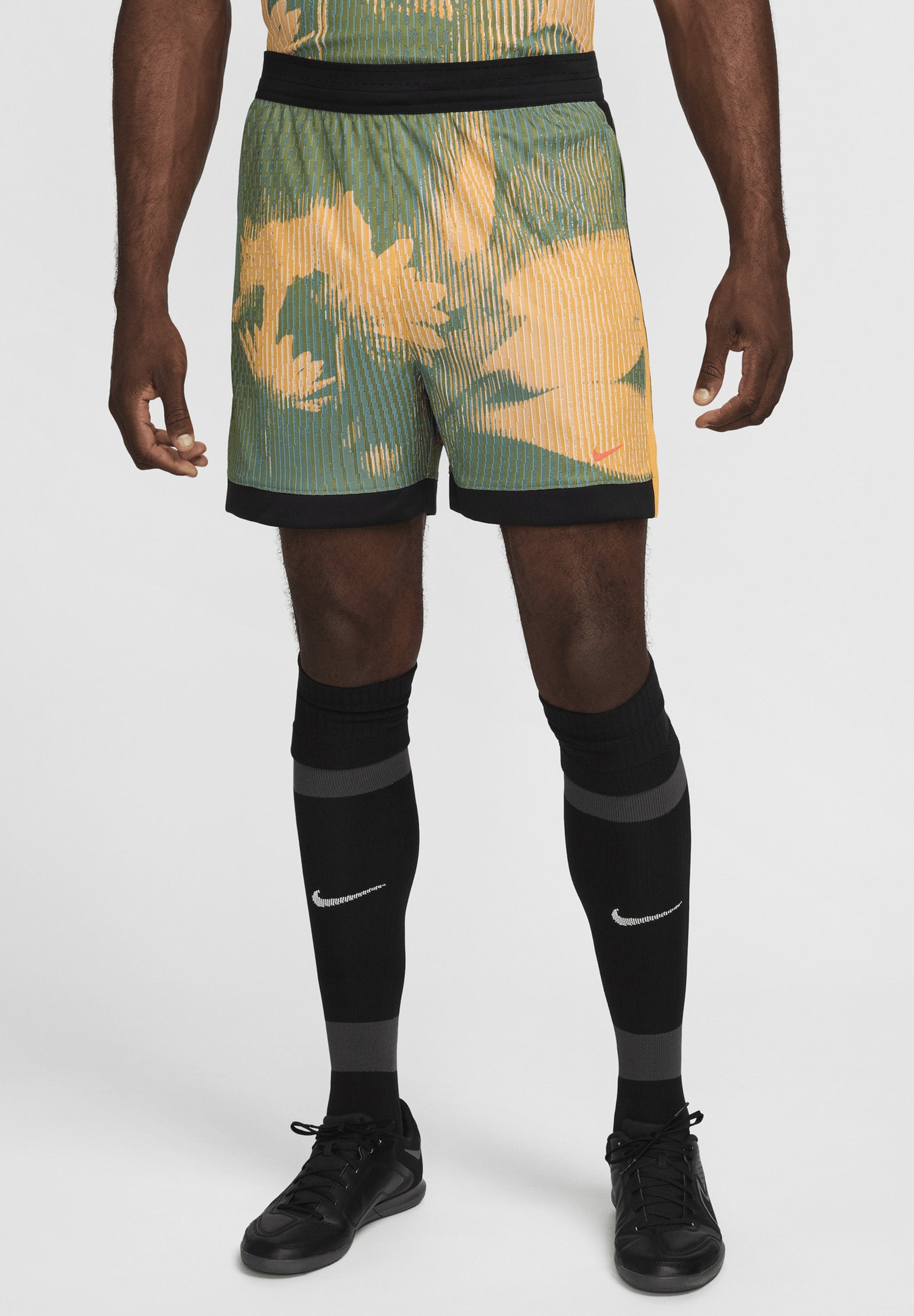 Nike Performance
