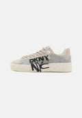 GINALI LACE UP Media 1