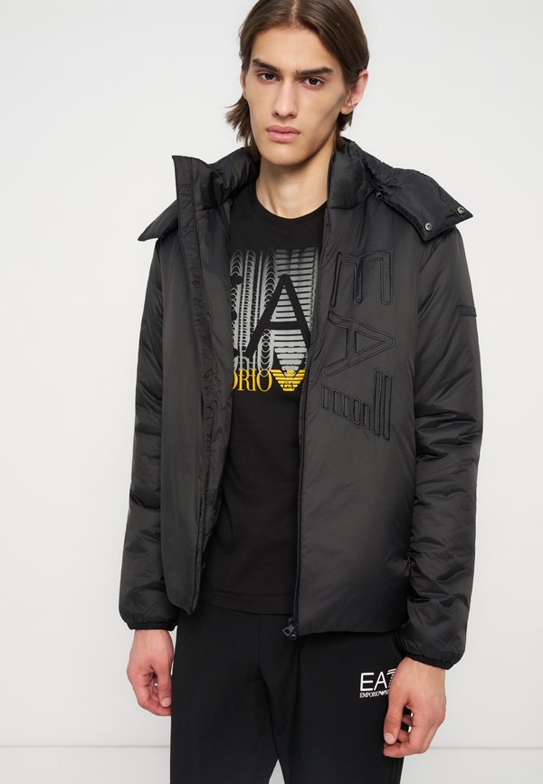 EA7 Emporio Armani