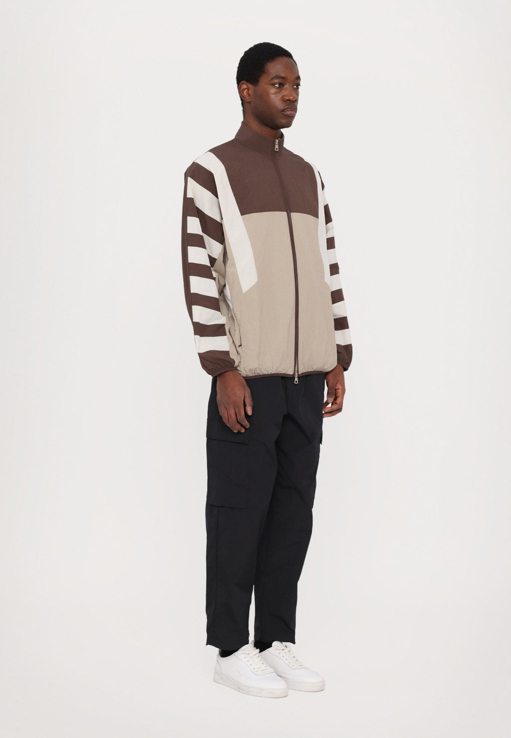 JACKET Media 7